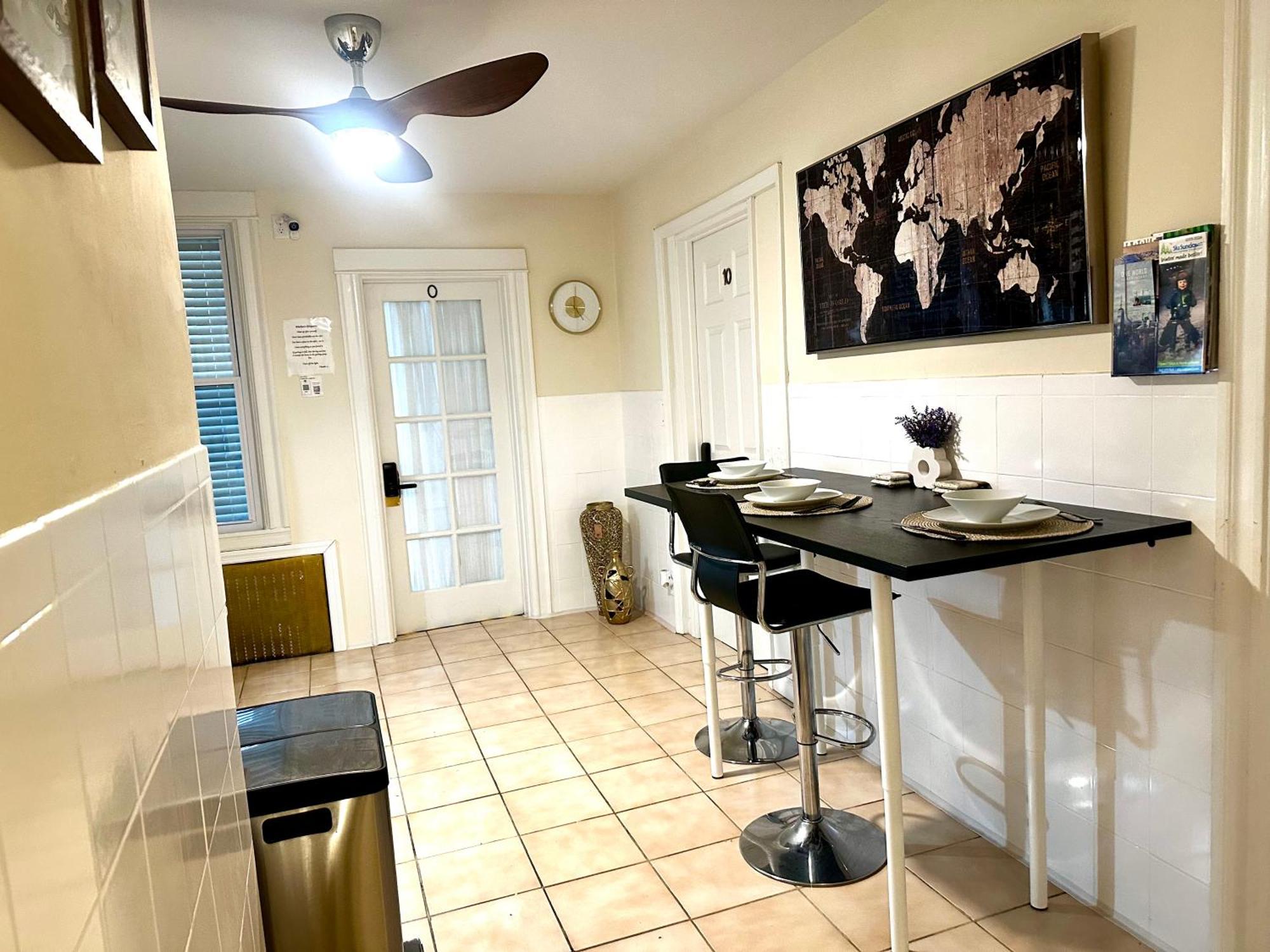 7-A Diamond In Yonkers Apartment Bagian luar foto